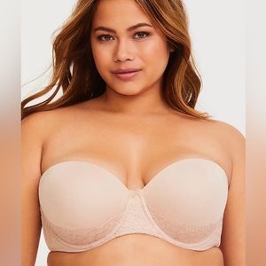 Torrid Curvre bombshell push up strapless bra nude 46c great condition